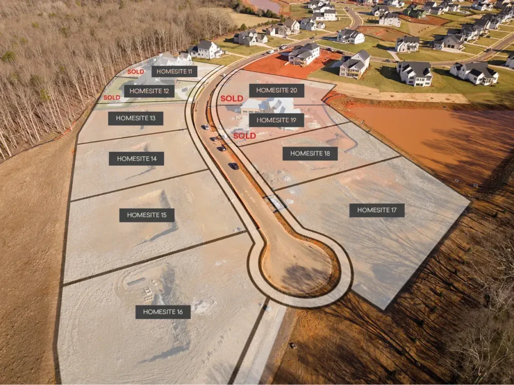 An overlay mapping the location of custom homesites for Broadmoor.